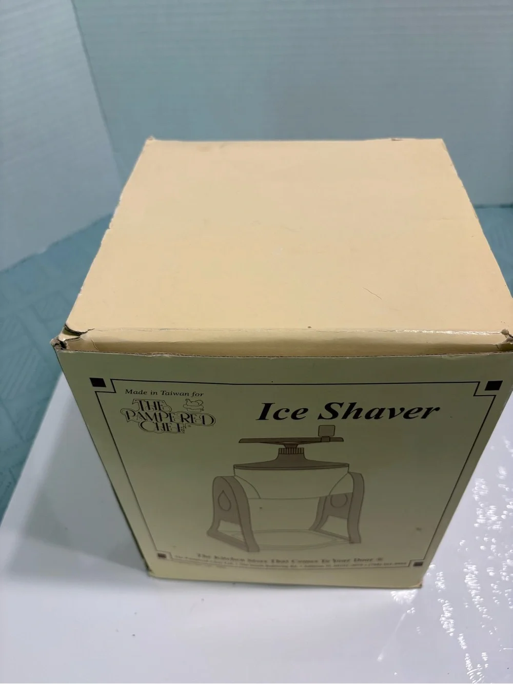 Vintage 1995 The Pampered Chef Ice Shaver in Original Box - Pre-owned #2940